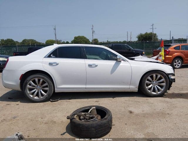 2019 CHRYSLER 300 LIMITED 14