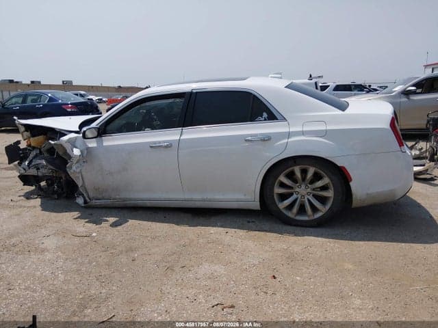 2019 CHRYSLER 300 LIMITED 15