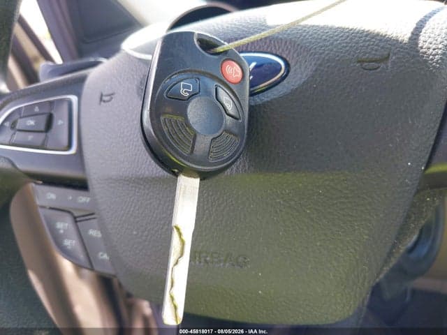 2017 FORD ESCAPE SE 11