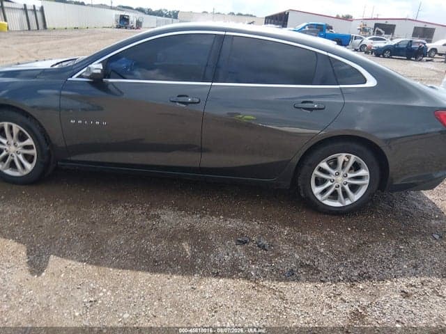 2017 CHEVROLET MALIBU 1LT 15
