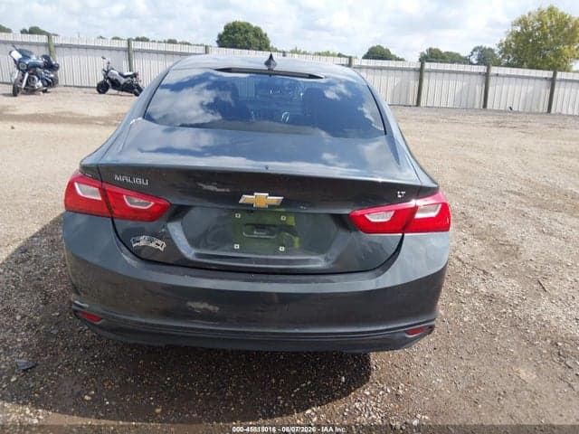 2017 CHEVROLET MALIBU 1LT 17