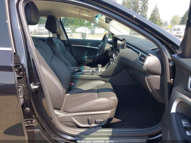 2026 GENESIS G70 2.5T RWD 5