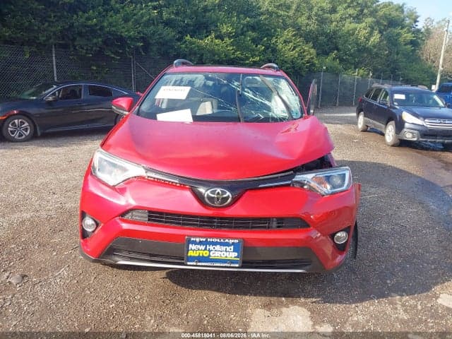 2017 TOYOTA RAV4 XLE 11