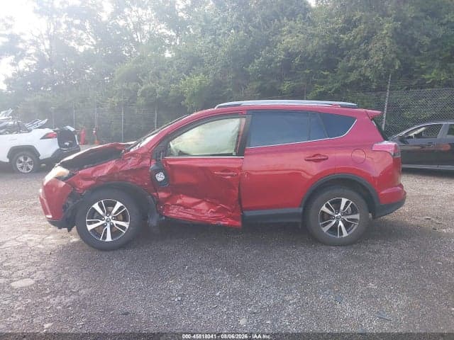 2017 TOYOTA RAV4 XLE 13
