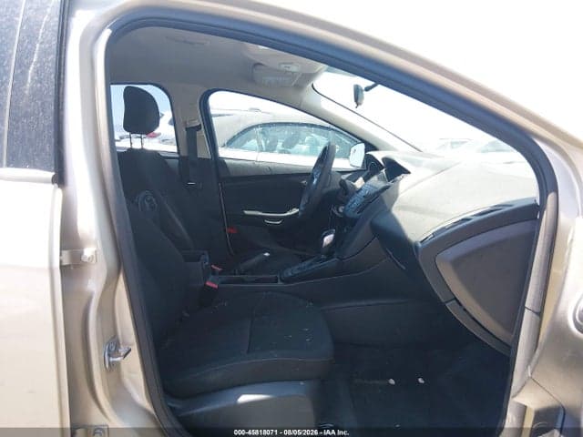2018 FORD FOCUS SE 5