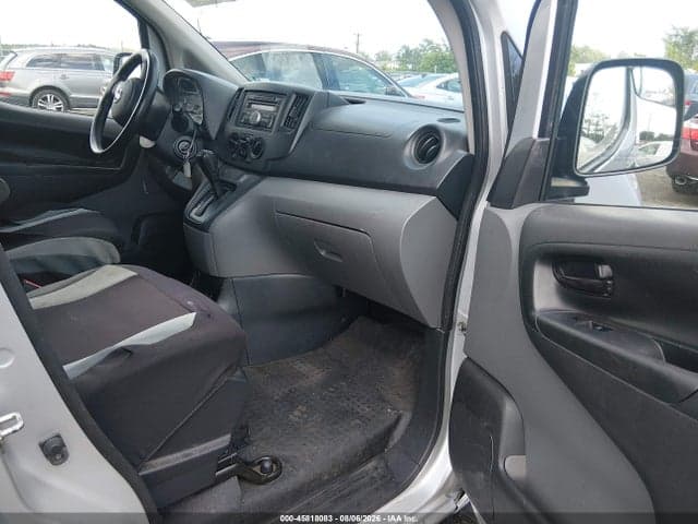 2017 NISSAN NV200 S 5