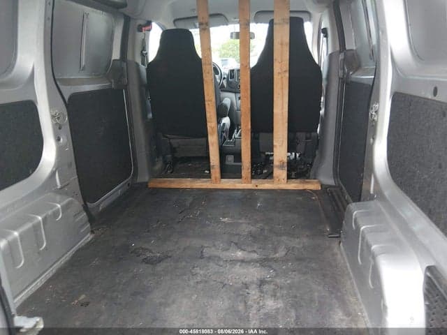 2017 NISSAN NV200 S 8