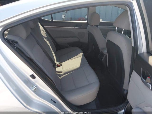 2018 HYUNDAI ELANTRA SEL 8