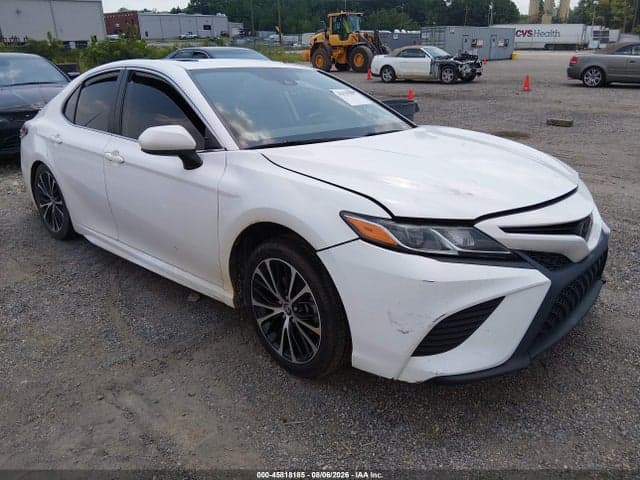 2019 TOYOTA CAMRY SE - 1