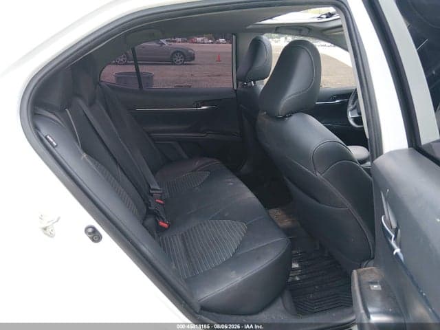 2019 TOYOTA CAMRY SE 8