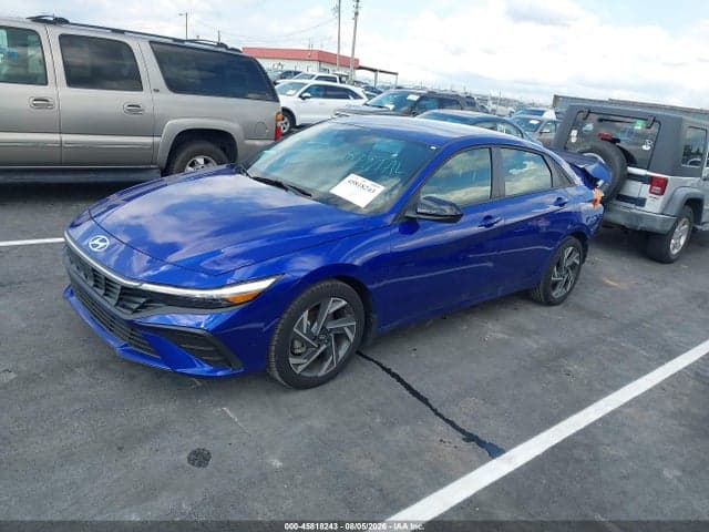 2025 HYUNDAI ELANTRA SEL SPORT 2