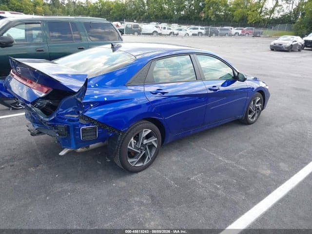 2025 HYUNDAI ELANTRA SEL SPORT 4