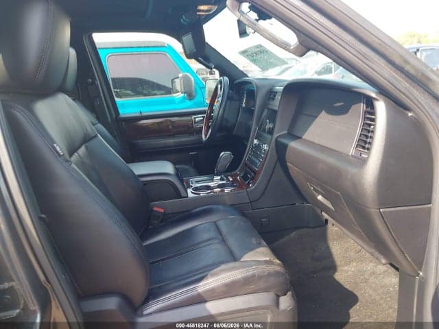 2017 LINCOLN NAVIGATOR L SELECT 5