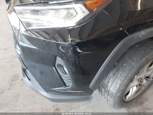 2019 TOYOTA RAV4 XLE 6