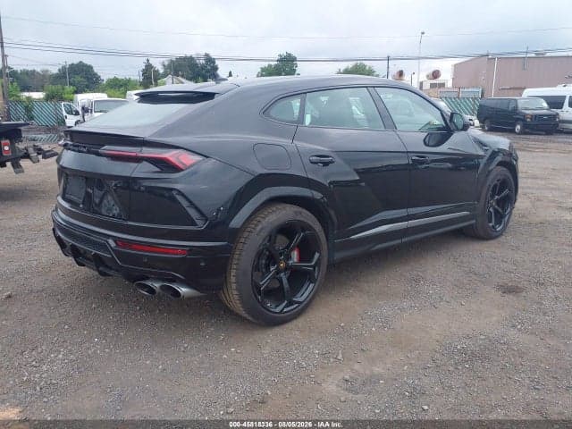 2020 LAMBORGHINI URUS 4