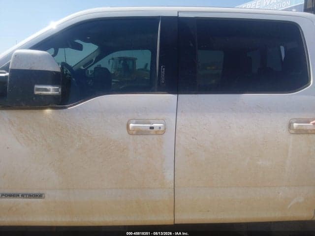 2017 FORD F-250 LARIAT 13