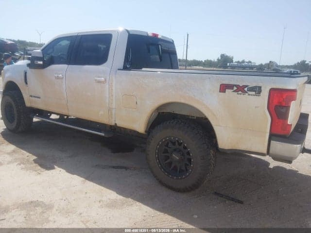 2017 FORD F-250 LARIAT 3