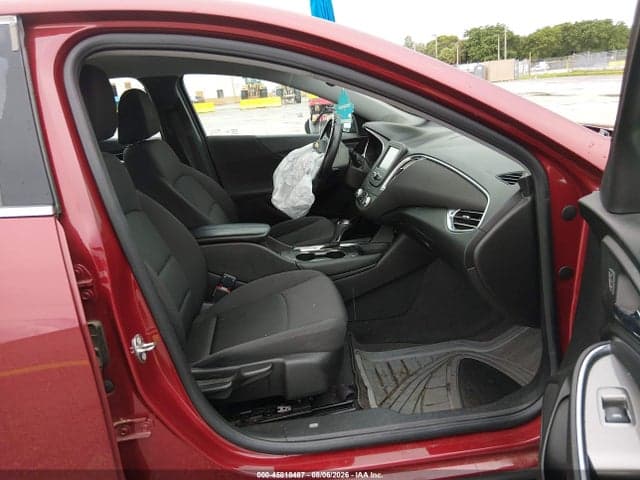 2017 CHEVROLET MALIBU 1LT 5