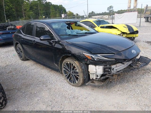2025 TOYOTA CAMRY XLE - 1
