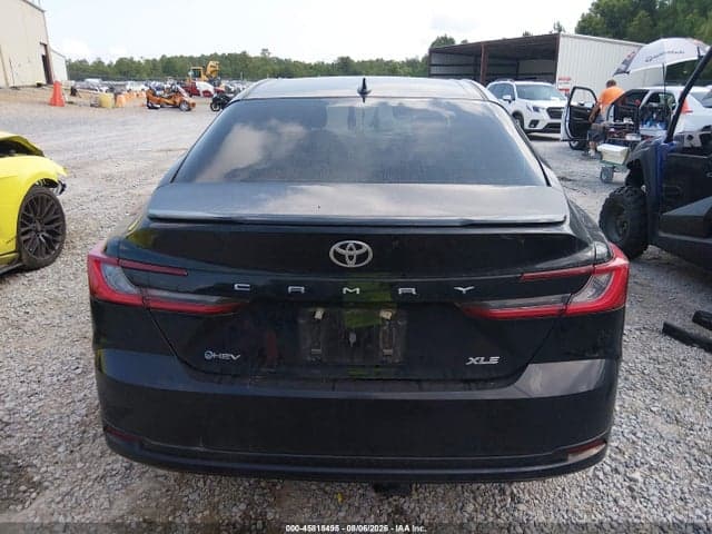 2025 TOYOTA CAMRY XLE 16
