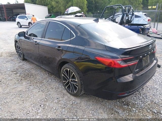 2025 TOYOTA CAMRY XLE 3