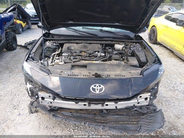 2025 TOYOTA CAMRY XLE 10