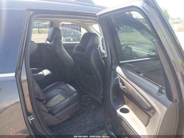 2017 CHEVROLET TRAVERSE LT 8