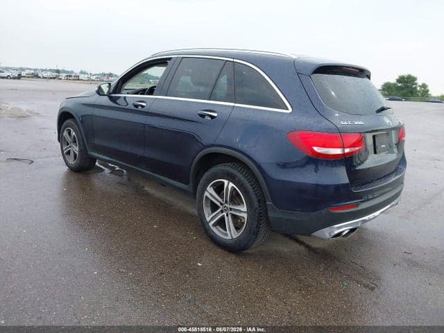 2018 MERCEDES-BENZ GLC 300 4MATIC 3