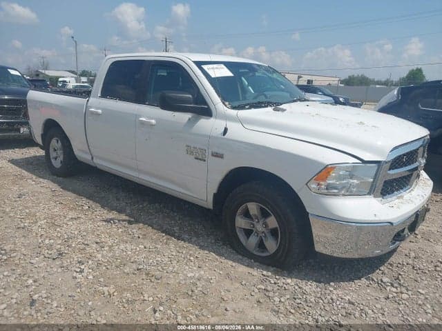 2019 RAM 1500 CLASSIC SLT 1