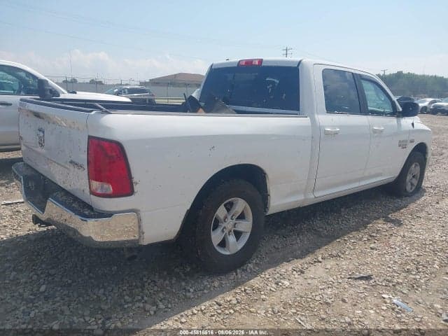 2019 RAM 1500 CLASSIC SLT 4