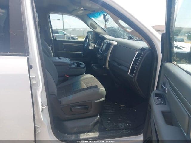 2019 RAM 1500 CLASSIC SLT 5