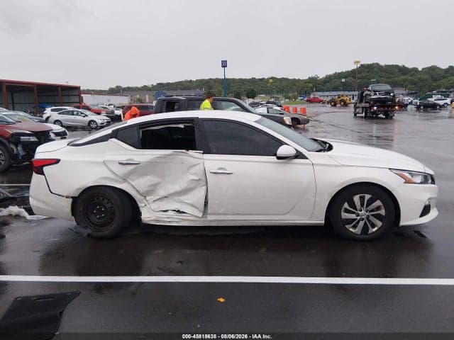 2021 NISSAN ALTIMA S FWD 13