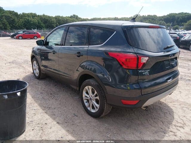 2019 FORD ESCAPE SE 3