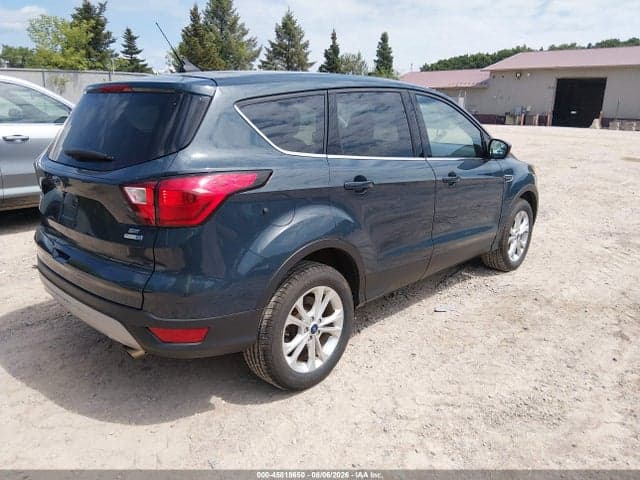 2019 FORD ESCAPE SE 4