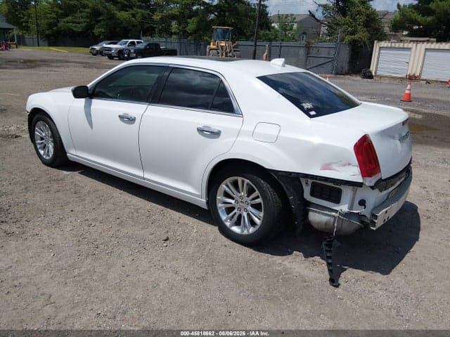2017 CHRYSLER 300C 3