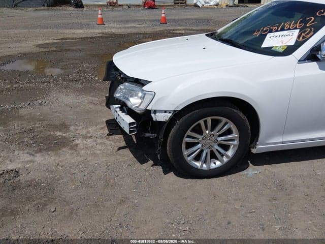 2017 CHRYSLER 300C 21