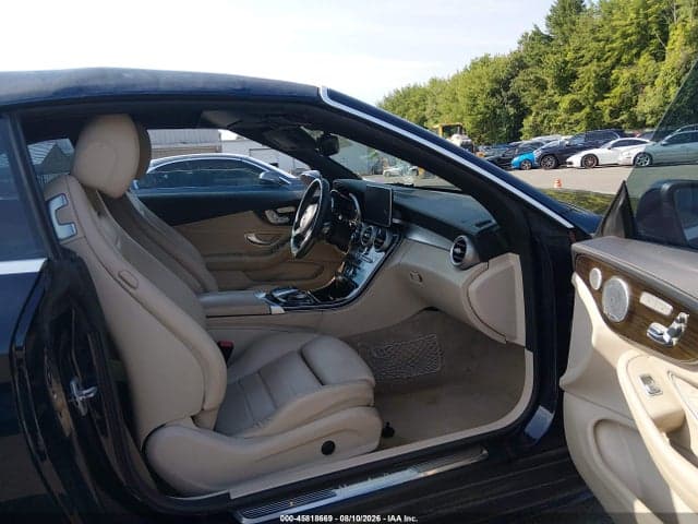 2017 MERCEDES-BENZ C 300 5