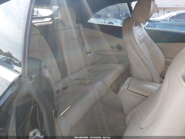 2017 MERCEDES-BENZ C 300 8