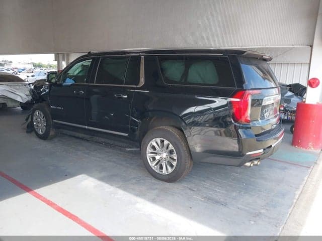 2022 GMC YUKON XL 4WD DENALI 3