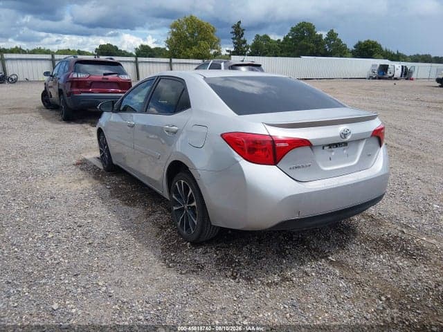 2018 TOYOTA COROLLA SE 3