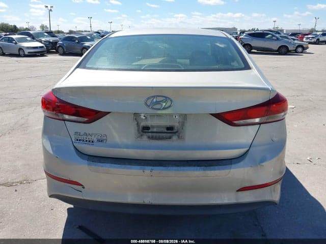 2018 HYUNDAI ELANTRA SE 16