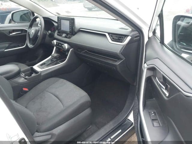 2021 TOYOTA RAV4 XLE 5