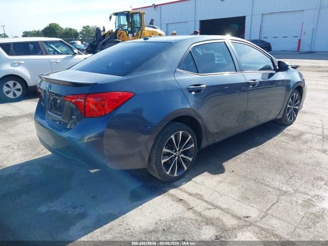 2018 TOYOTA COROLLA SE 4