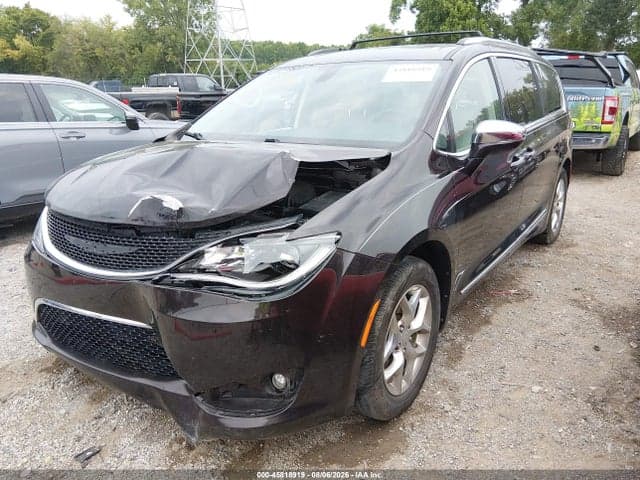 2017 CHRYSLER PACIFICA LIMITED 2