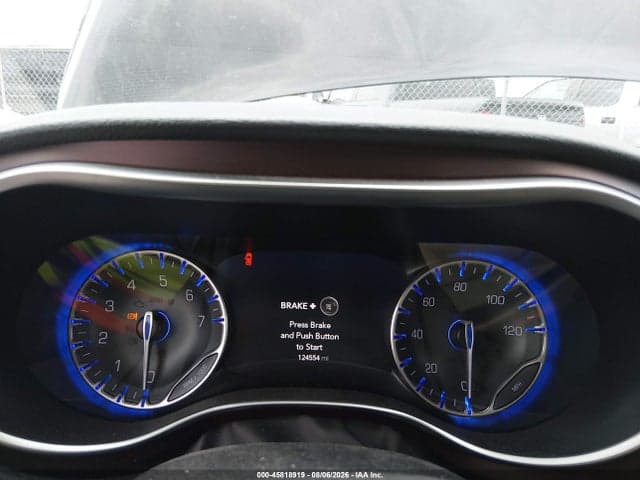 2017 CHRYSLER PACIFICA LIMITED 7