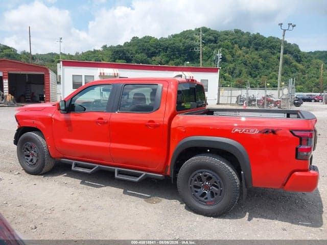 2025 NISSAN FRONTIER PRO-4X 4X4 15