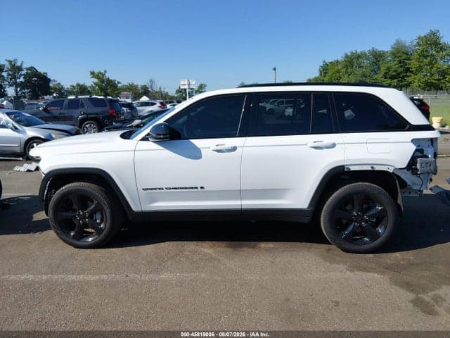 2025 JEEP GRAND CHEROKEE LIMITED 4X4 14