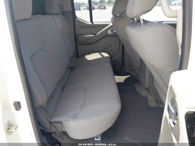 2017 NISSAN FRONTIER S 8