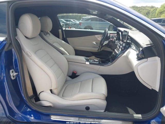 2017 MERCEDES-BENZ C 300 5