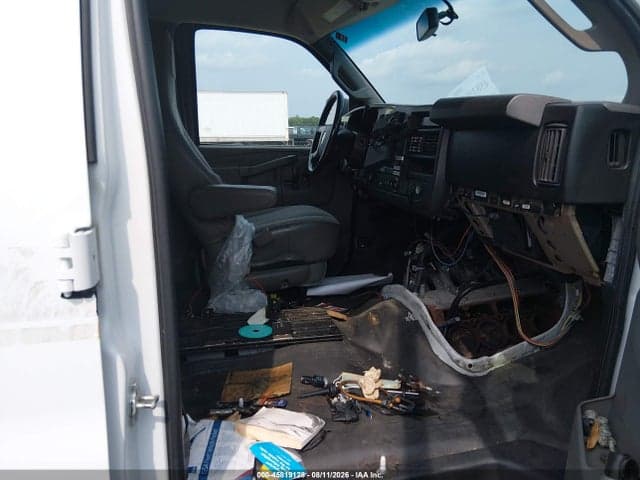 2017 CHEVROLET EXPRESS 3500 WORK VAN 5